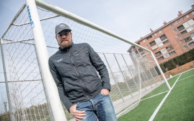 Lozano al Municipal de la Creu, allà on es va criar futbolística i personalment | Roger Benet